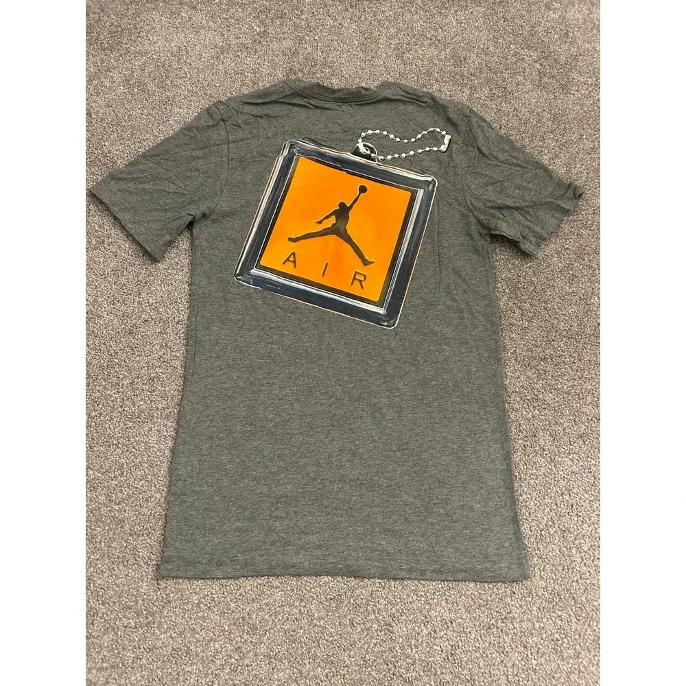 VTG Jordan Hangtag Graphic T-Shirt Mens XS Grey Excellent Short Sleeve Crew Neck